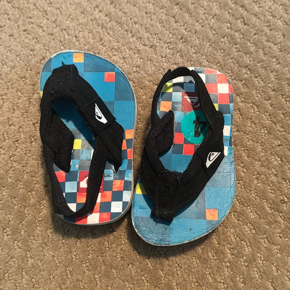Quicksilver toddle flip flops
